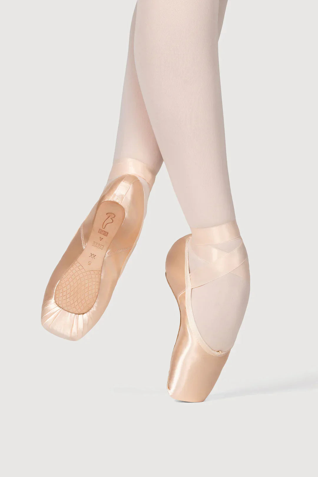 How to Choose Ballet Pointe Shoes: A Parent's Guide